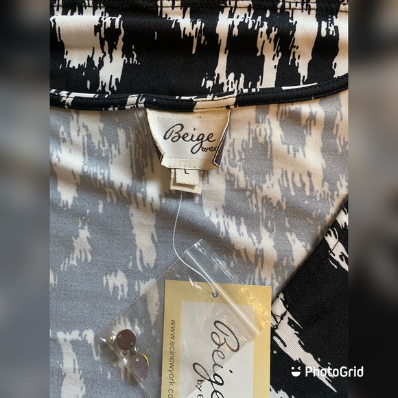 Woman’s dress - Picture 4 of 4